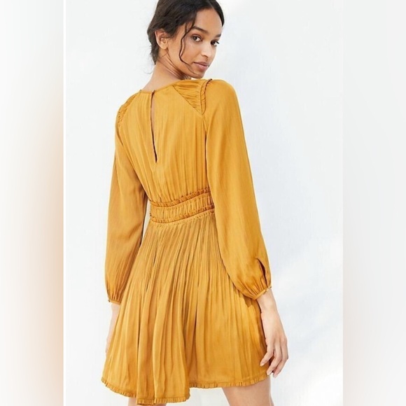 Maeve Gold Ling sleeve Dress‎ Small - Picture 3 of 8